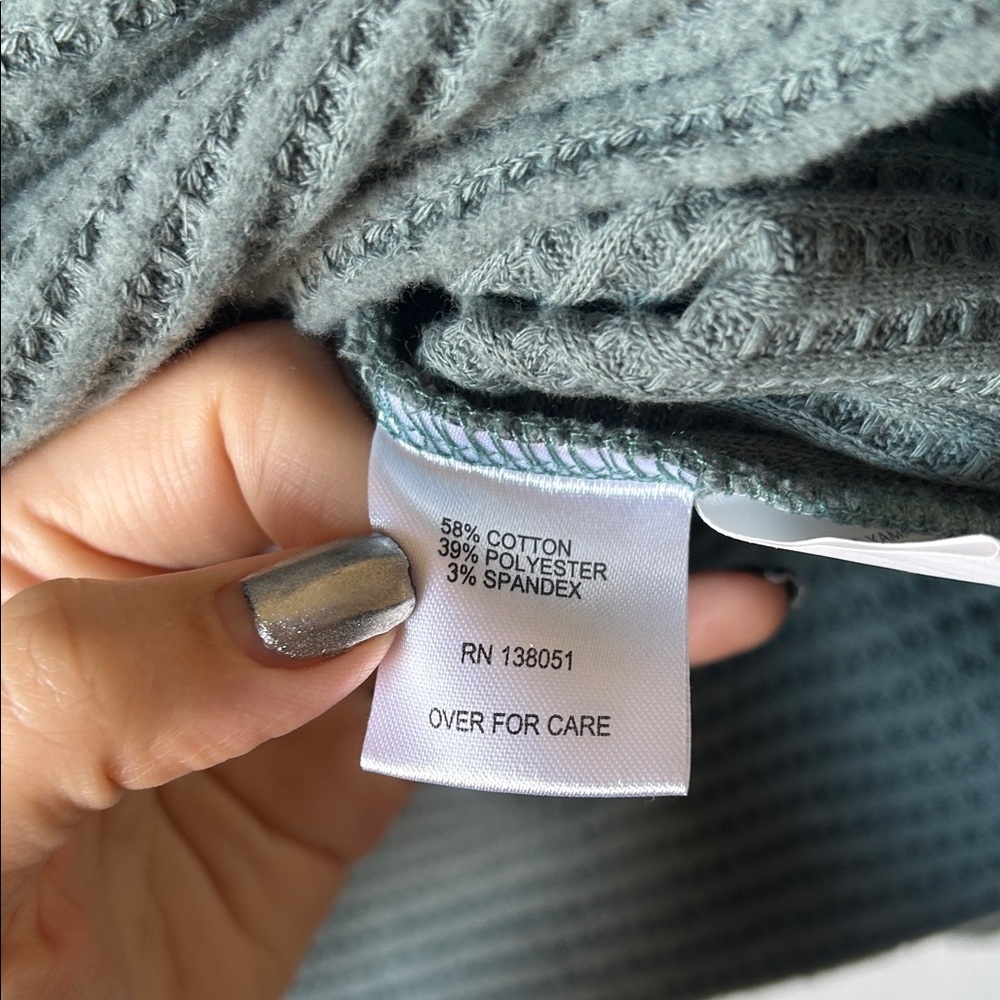 Elegant Forest Green Cowl Neck Sweater - Picture 7 of 7